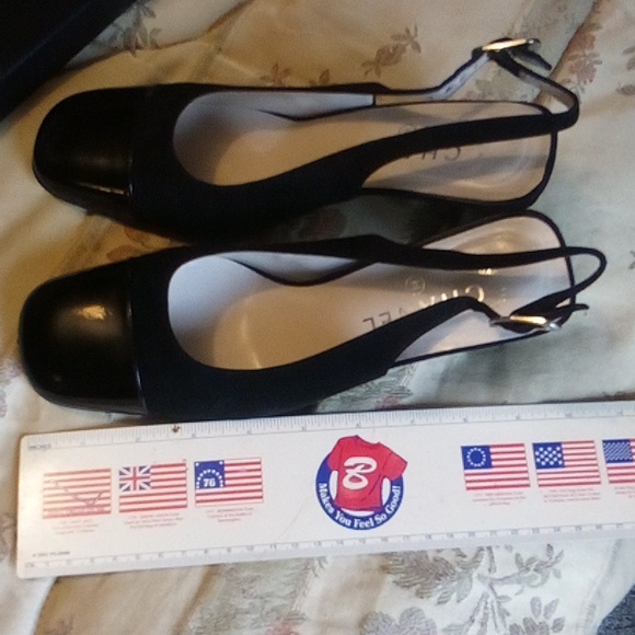 Chanel Cambon sling back shoes 37.5 = 7.5 USA black w/ blk patent toe - Picture 16 of 16
